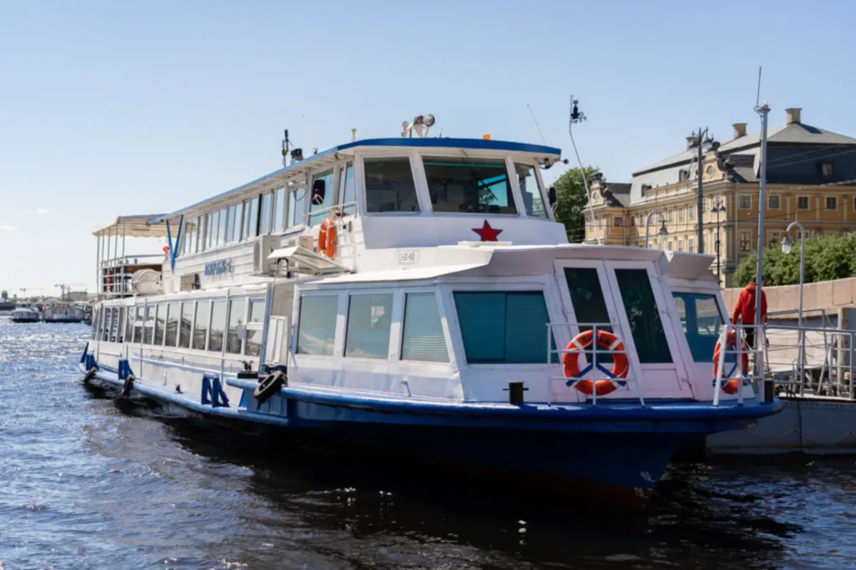 Теплоход «Мираж» image- 2